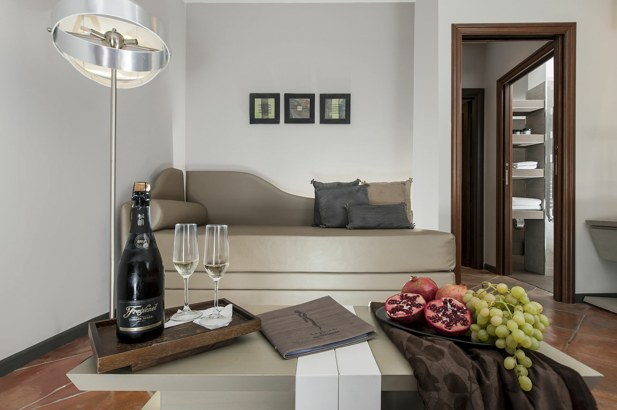 Daphne Trevi Apartment